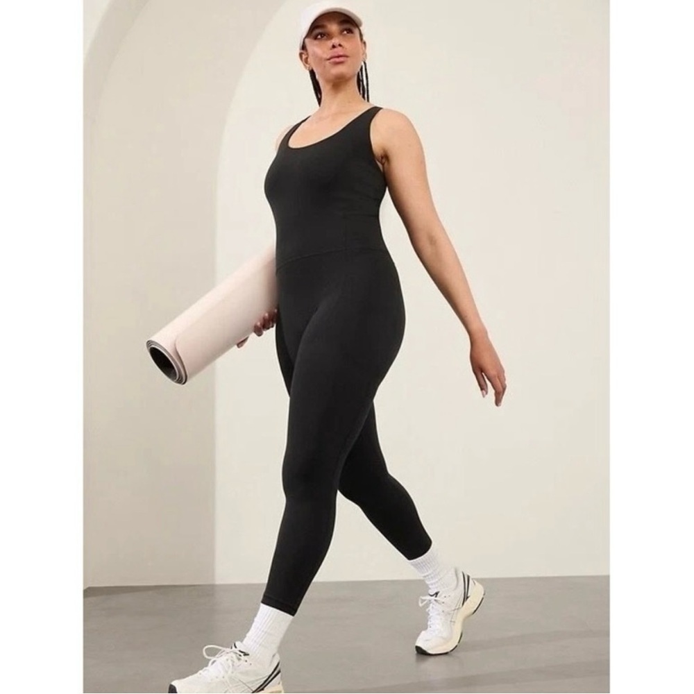 Athleta Salutation Bodysuit Jumpsuit - Size Extra Small XS - Black - NWT